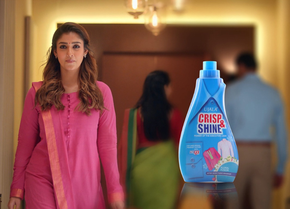 Ujala Crisp & Shine FLORAL FUSION 100g - Image 3