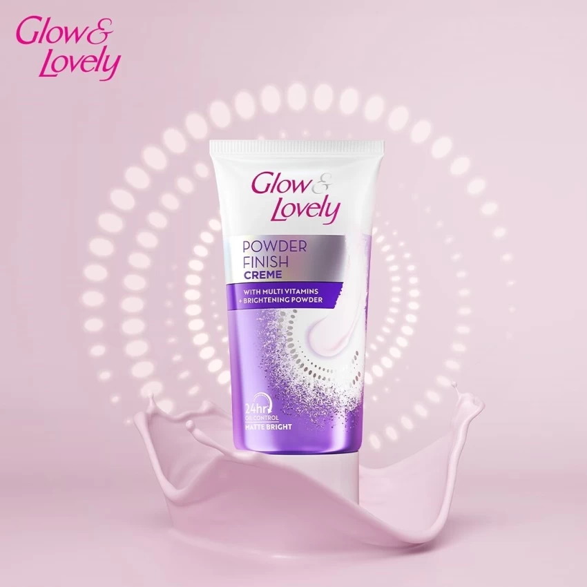 Glow & Lovely Powder Finish Cream 8g
